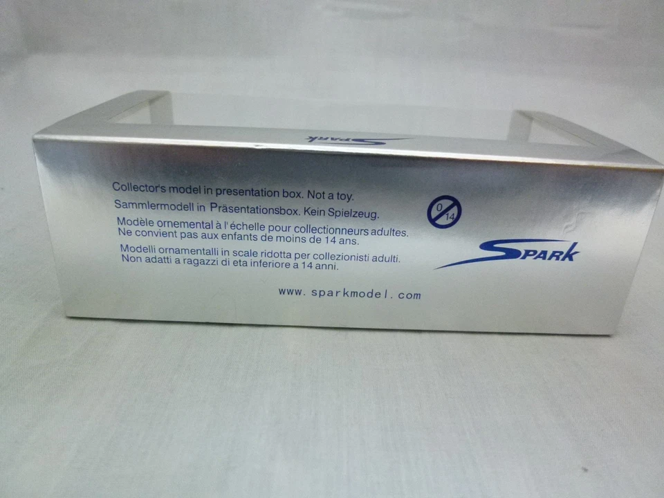 Spark 1:43 F1 Alfa-Romeo 184T #22 Riccardo Patrese French GP 1984 S1711 Diecast - image 3 of 4