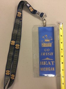 VINTAGE-NOTRE-DAME-FOOTBALL-GO-IRISH-BEAT-MICHIGAN-RIBBON-WITH-LANYARD