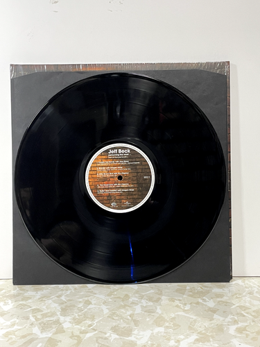 Jeff Beck Live at Ronnie Scott's 3xLP set 180 gram 2015 Eagle Records Reissue - Picture 6 of 8
