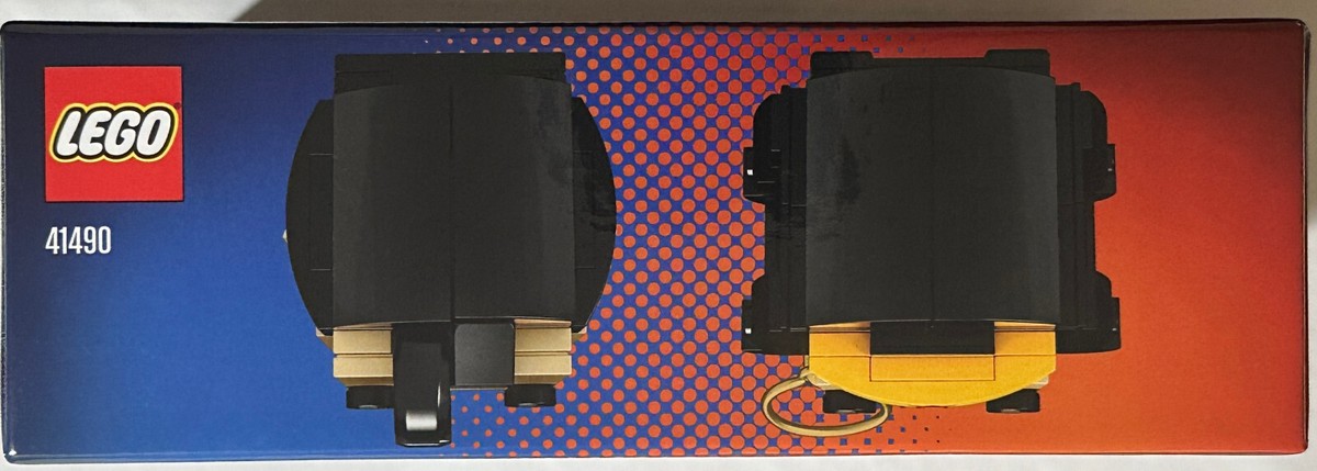 LEGO BRICKHEADZ: Superman & Wonder Woman (41490) for sale