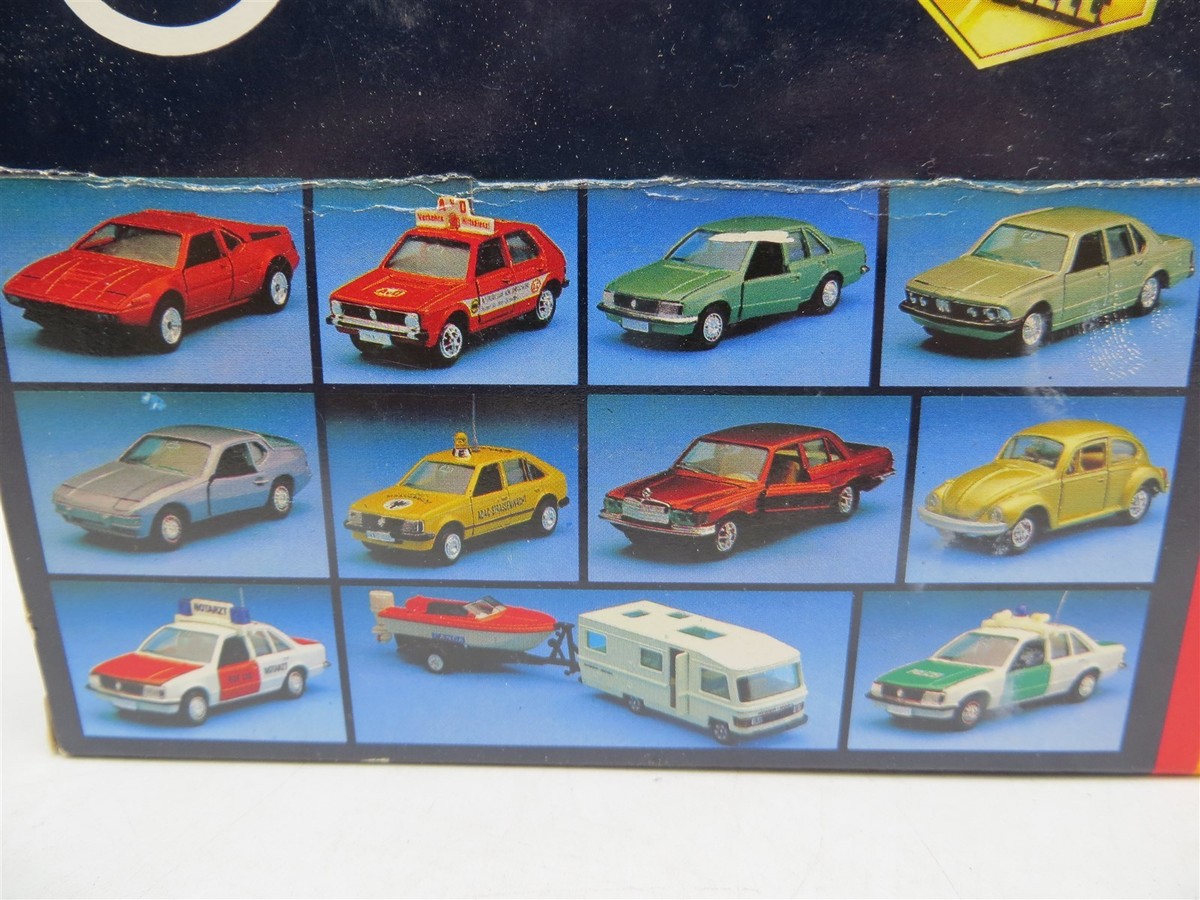 ミニカー GAMA 946 BMW Coupe 2000 CS GAMA 946 BMW Coupe 2000 CS
