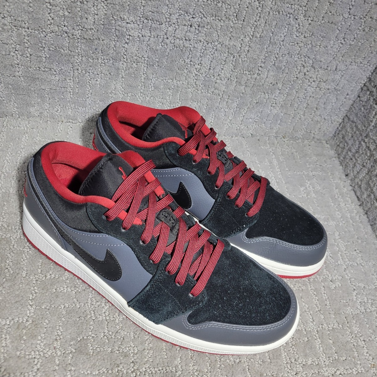 Nike Air Jordan 1‎ Retro Low \