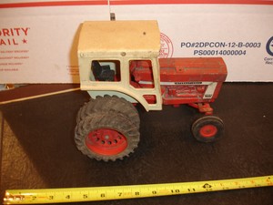 1466 international toy tractor