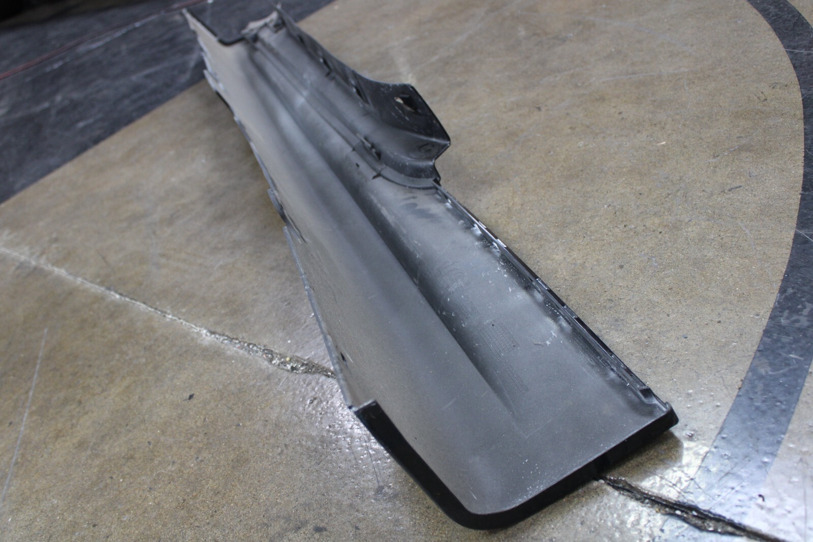 2015 Maserati Granturismo, RH, Rocker Panel, Scratched, Used, P/N 85182500