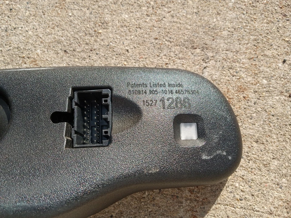 2013-2015 CAPTIVA SPORT INTERIOR REAR VIEW MIRROR AUTOMATIC DIMMING 15271286 OEM - Image 2 of 4