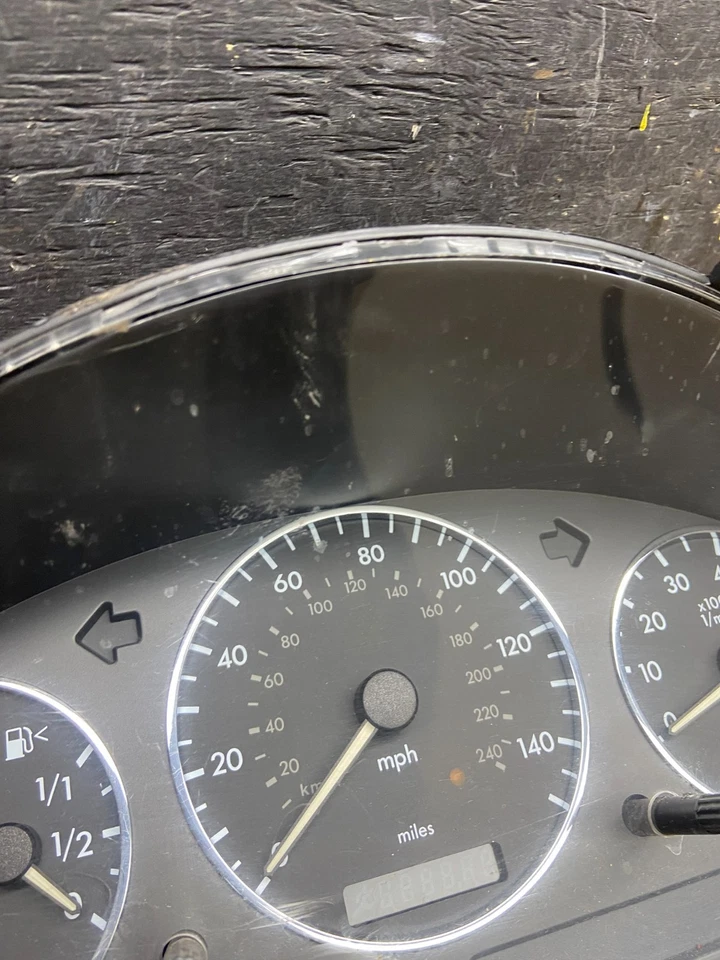 2002-2005 Mercedes W163 ML320 ML430 Instrument Cluster Speedometer T8928 DG - Image 2 of 4