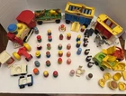 VINTAGE 1979 FISHER PRICE LITTLE PEOPLE CIRCUS TRAIN 33 Figures + Animals & OOPS