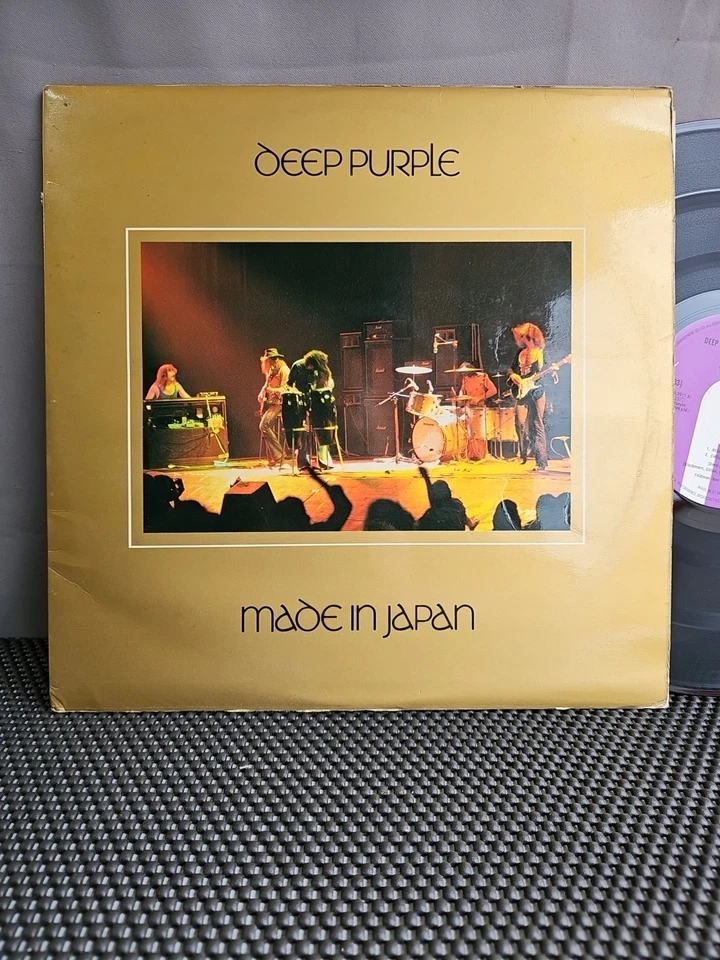 Deep Purple Made In Japan - 1st - VG UK 2-LP vinyl set. With the following text  - Image 2 of 4
