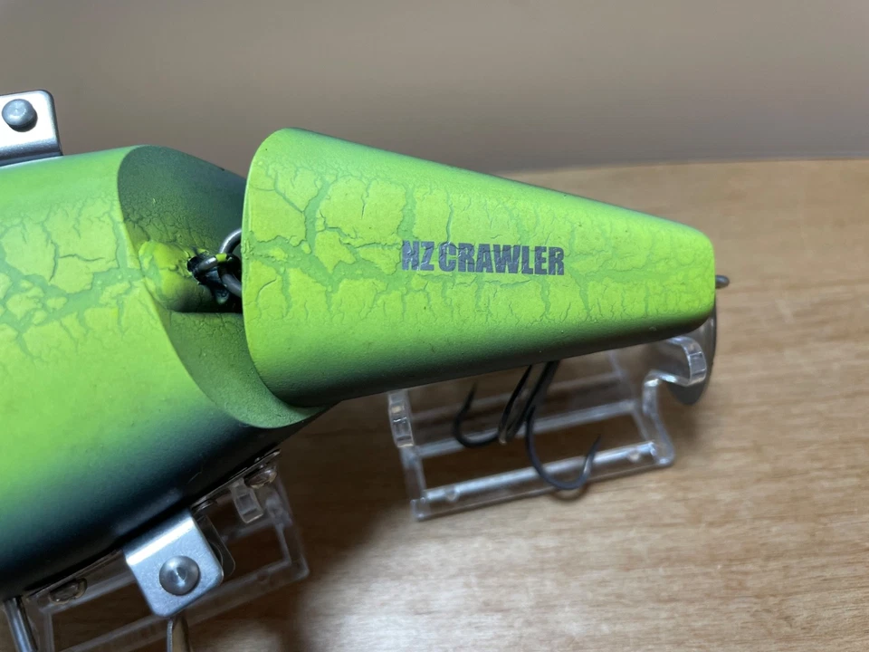 Señuelo de pesca de lubina cebo superficie superior deps NZ CRAWLER #09 Crackle chart back Foto 3 de 4