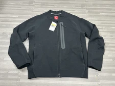 Nike Sportswear Tech Fleece Bomber Jacket Mens Small Full-Zip FB8008 Black $150