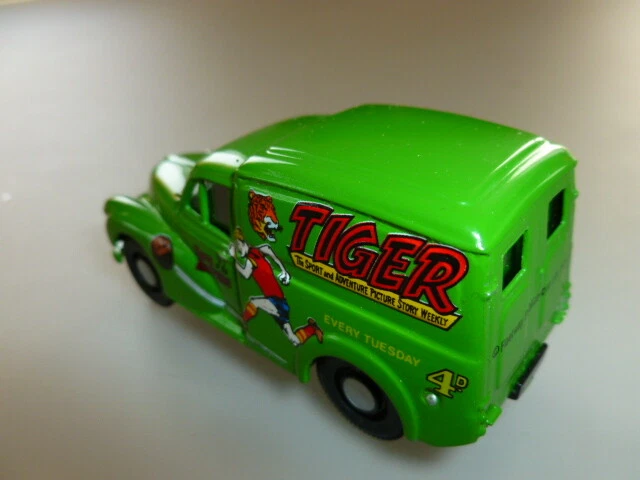 die cast  1/43 corgi MORRIS 1000 VAN -TIGER COMICS CLASSIC -no box - Immagine 2 di 2