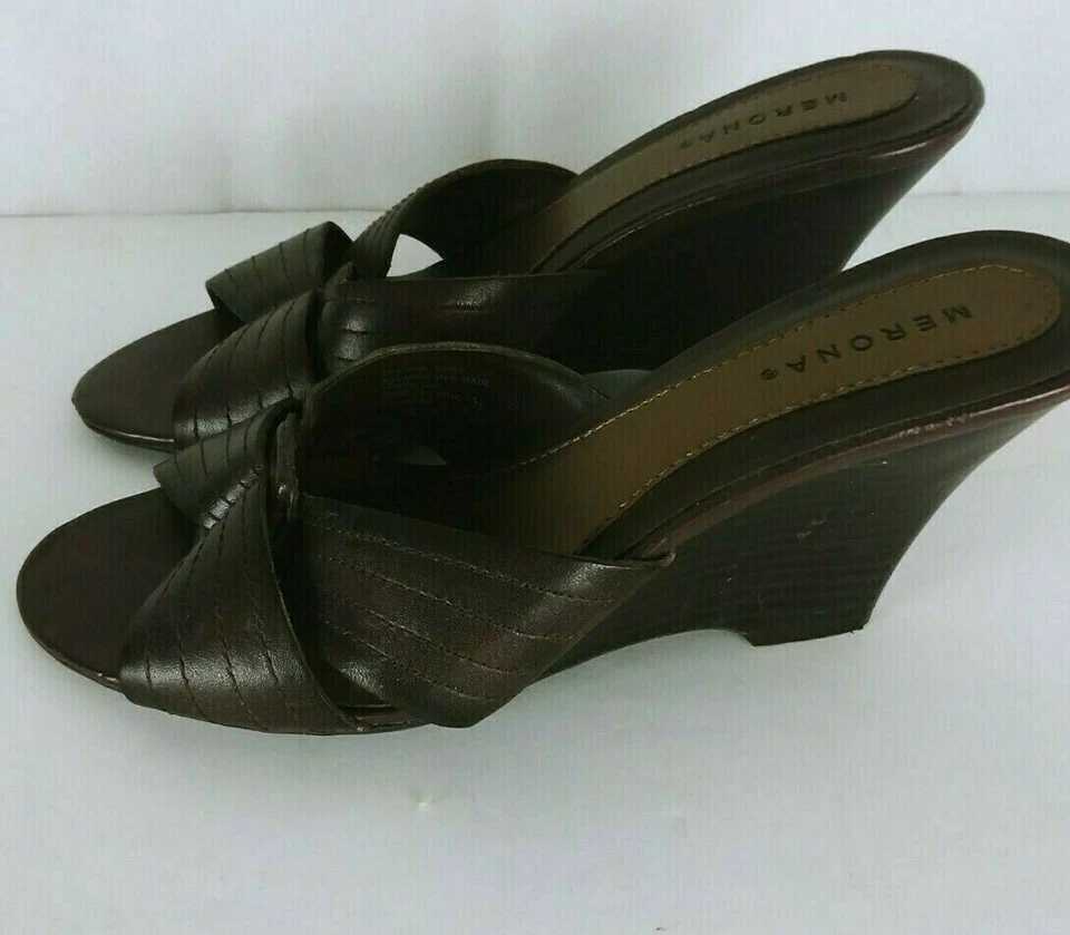 Chinelo Feminino Merona Couro Marrom Salto Alto Tamanho 8 - Imagem 3 de 4