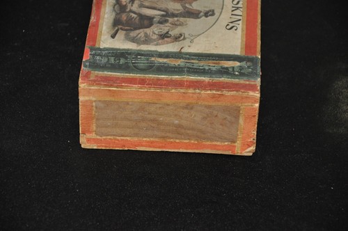 Caja de cigarros PIELES ROJAS etiqueta rara - Imagen 7 de 16