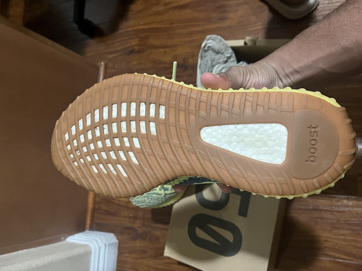 Size 10.5 - adidas Yeezy Boost 350 V2 Low Semi Frozen Yellow  display picture 1
