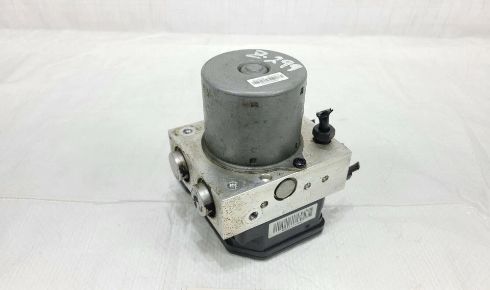 Módulo de bomba de freno antibloqueo ABS Kia Sorento 3,5 L OEM 2011-2013 Foto 2 de 3