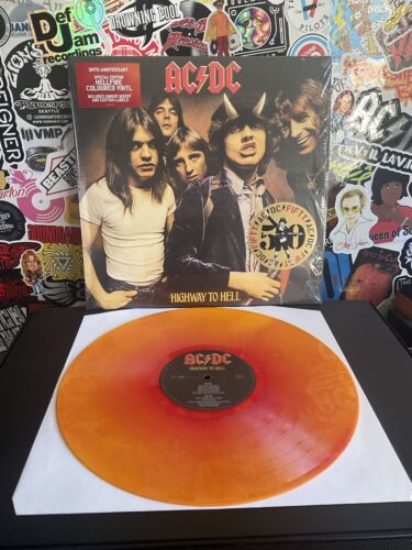 AC/DC Highway To Hell VG++ ORANGE/RED VINYL W/HYPE STICKER  - Afbeelding 1 van 2