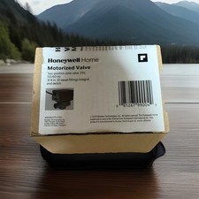 Honeywell Home Motorized Valve model V8043E1012 Brand New