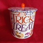 EMMA BRIDGEWATER BSCUIT TIN, 'TRICK OR TREAT' DESIGN