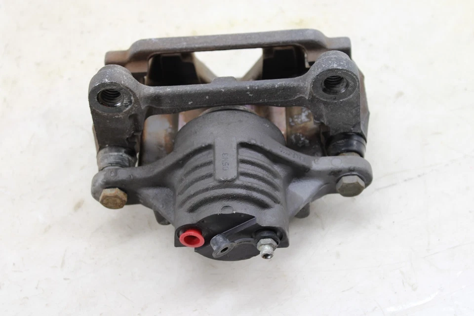 Juego de pinzas de freno Chevrolet Corvette 1997-2004 17 k millas OEM MP44 Foto 4 de 4