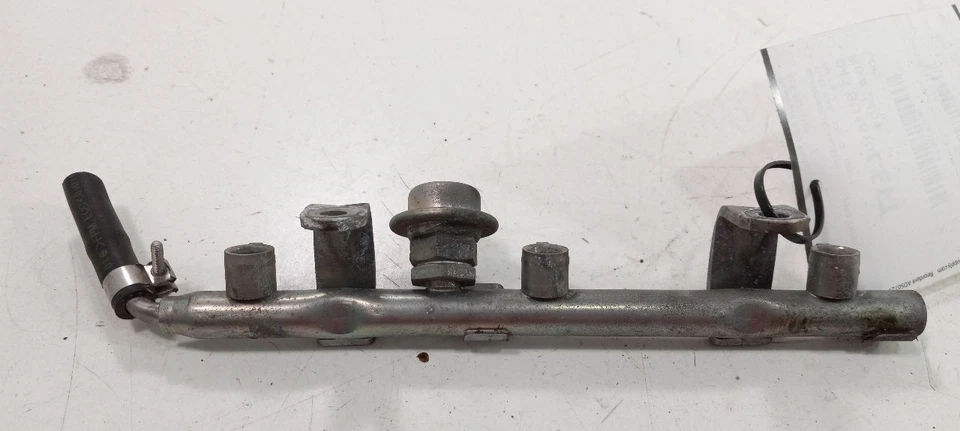 Barra de montaje de inyector de inyección de riel de combustible Subaru Tribeca 2010 2011 2012 2013 Foto 2 de 4