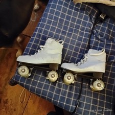 Xudrez - Size 11 - Roller Skates w/Led Lighted Wheels