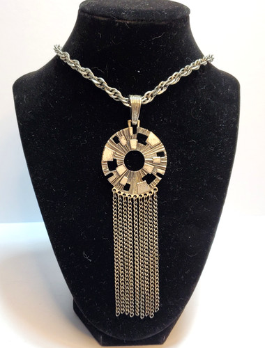 Vintage Sarah Coventry Spanish Moss Tassel Silver Tone Necklace 22" Chain