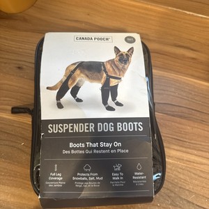 NEW Canada Pooch Suspender Dog Boots Size 2 Short