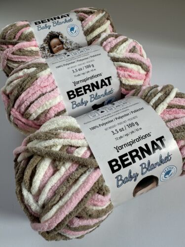 Bernat Baby Blanket Super Bulky Yarn Lot of 3~3.5oz Skeins Little Petunias 03421