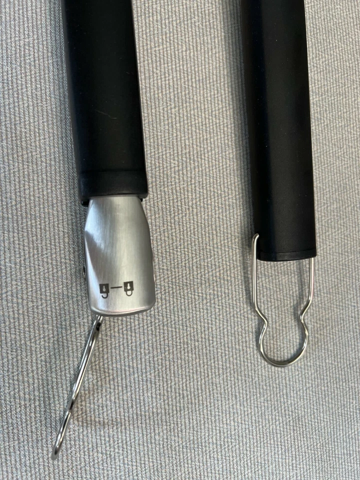 New Weber Grill Tongs & Spatula Stainless Steel Grill Tools Set - Image 3 of 4
