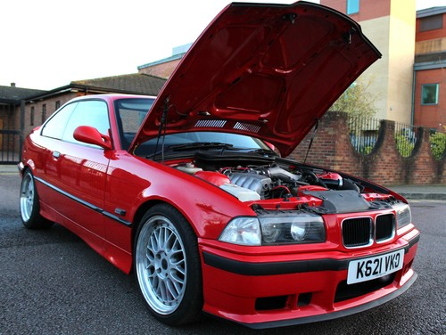 UNIQUE BMW E36... M3 KIT.... NISSAN SKYLINE RB25DET ENGINE....STUNNING!