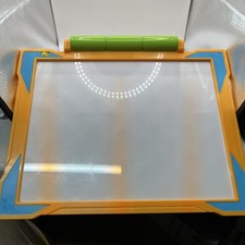 2013 Crayola Light-Up Tracing Pad - PREOWNED good condition