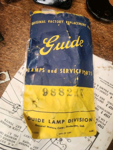 KIT DE LUCES TRASERAS Y DE PARADA DERECHA CHEVROLET STEP SIDE PICKUP CHEVROLET 1960-1961 NUEVO DE STOCK - Imagen 6 de 8