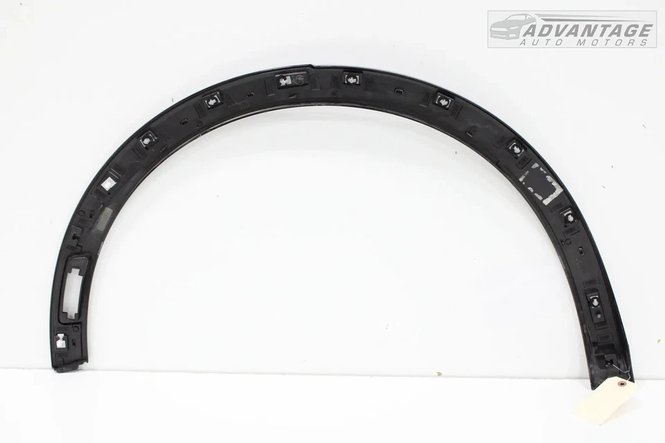 Buick Envision 2021-2023 cuarto trasero izquierdo acampanado arco de rueda moldura OEM Foto 2 de 4