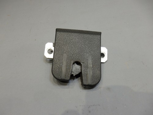 VW Polo 9N Heckklappenschloss 6Q6827505B