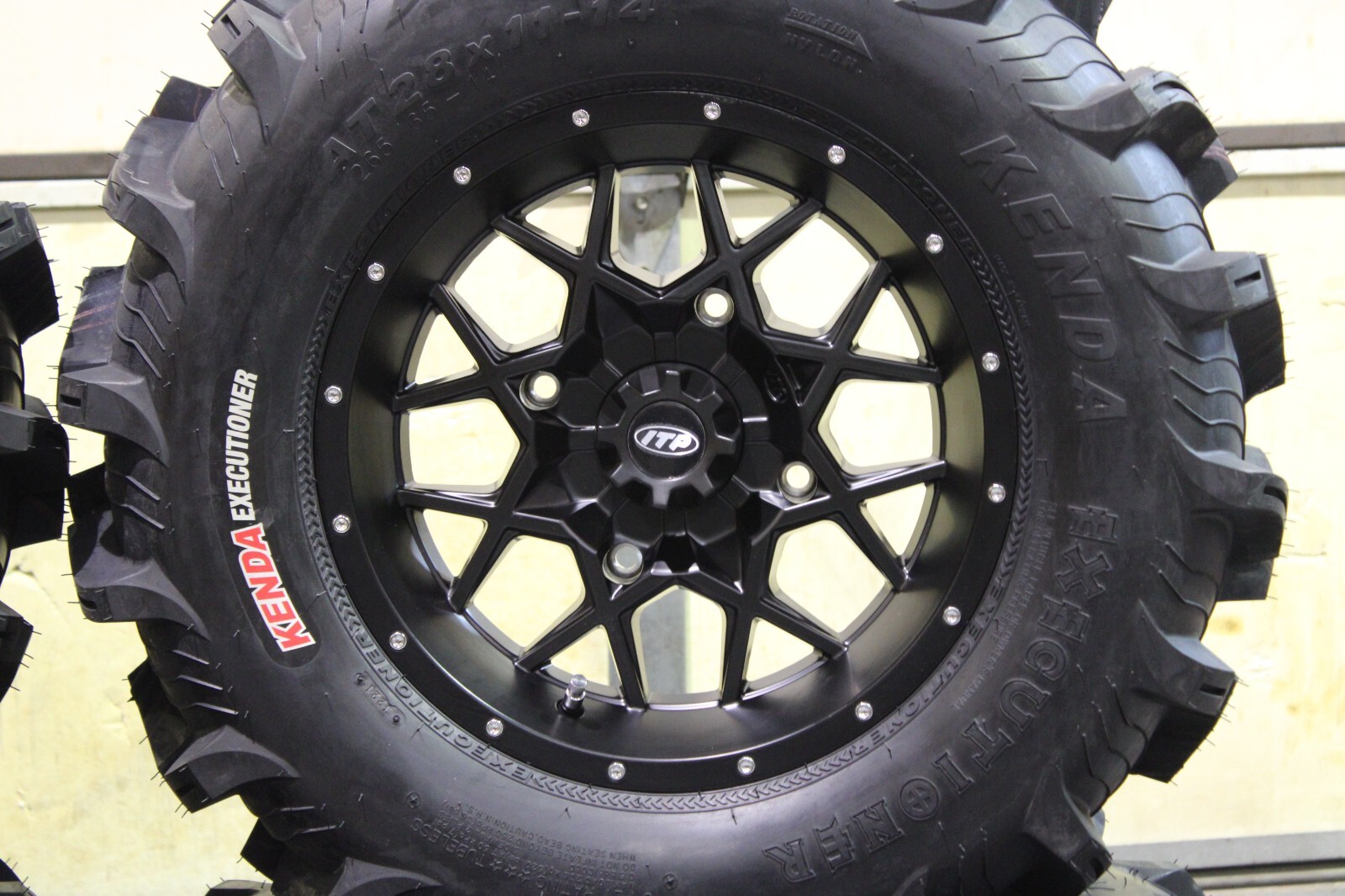POLARIS RANGER XP1000 28" EXECUTIONER ATV TIRE & 14" HURRICANE WHEEL