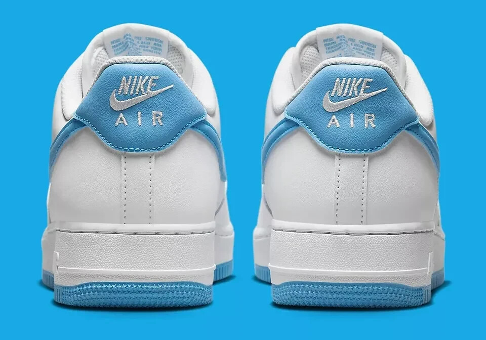 新品箱付きNike Air Force 1 07 - FQ4296-100 NEW Air Force 1 '07 Men's Size 10 White/Aquarius Blue-White