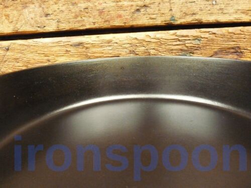 Vintage GRISWOLD Cast Iron SKILLET Frying Pan # 9 LARGE BLOCK LOGO - Ironspoon - Picture 12 of 12