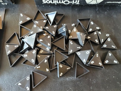 Vintage TRI-OMINOS The Triangle Game Pressman 1968 Triangular Dominoes - Picture 2 of 6