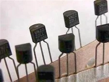 10 Motorola VN2222LL N-Channel Vertical DMOS FETs