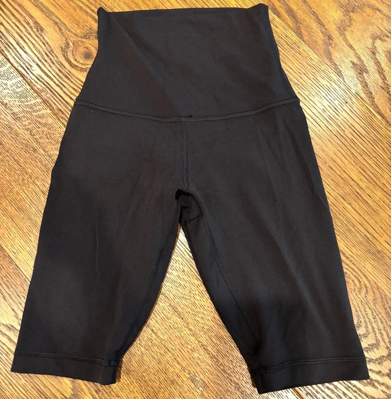 Lululemon Black Align Biker Shorts Size 2