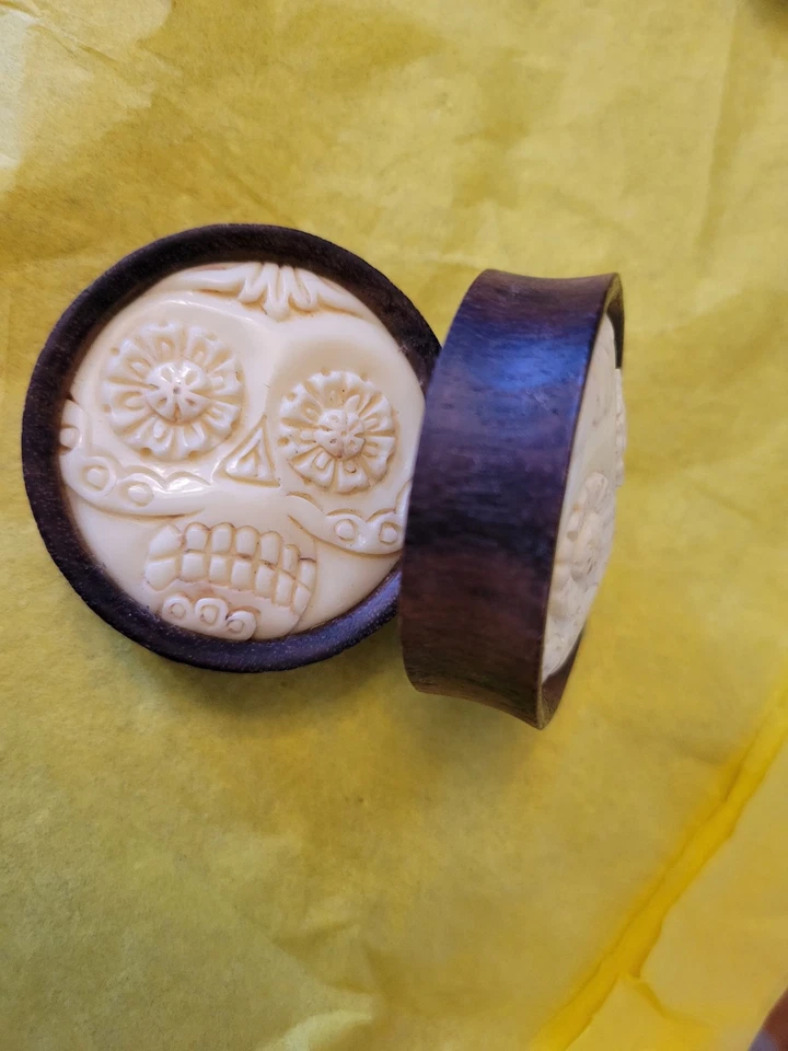 Piercing Rey Azúcar Calavera Lóbulo Estiradores Joyería Halloween Muerto Foto 4 de 4