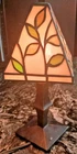 VINTAGE TIFFANY STYLE STAINED GLASS TABLE LAMP TESTED WORKING NICE CLASSIC 11"