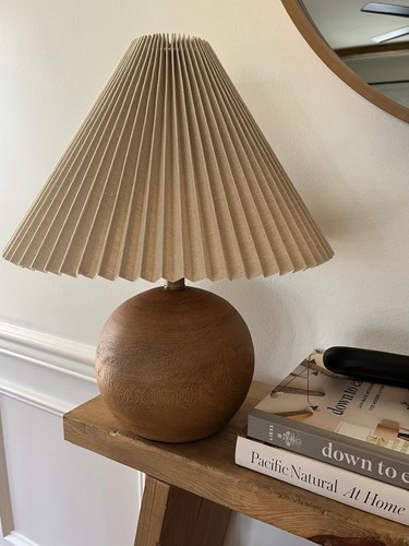 JYL1145A Aksel 17.25" Coastal Scandinavian Resin/Iron Sphere LED Table Lamp w... - Picture 3 of 6