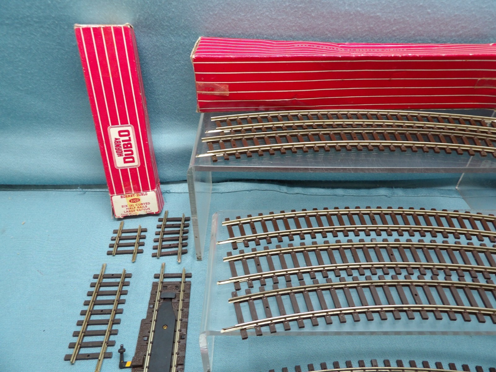 HORNBY DUBLO 'OO' 34 x VARIOUS 2RAIL TRACK SOME BOXED eBay