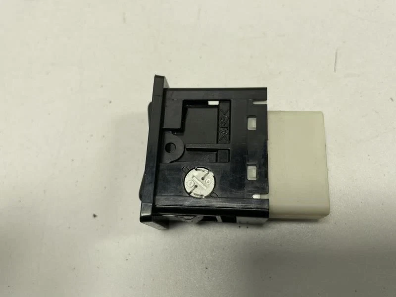 TOYOTA MR2 SPYDER 2001 LOCK UNLOCK SWITCH PUSH BUTTON ASSEMBLY FACTORY - Image 4 of 4