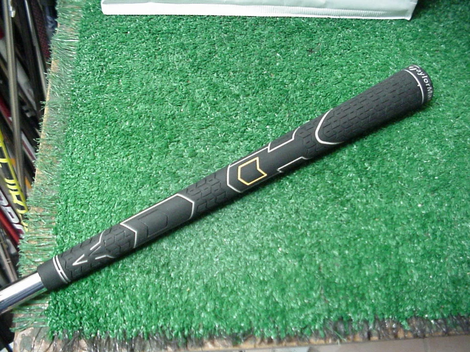 New 2012 TP Taylor Made Forged MC 3 Iron Dynamic Gold Sensicore X-100 X Flex - Image 2 of 4