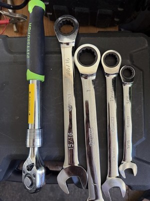 Ratchet And Wrench Set