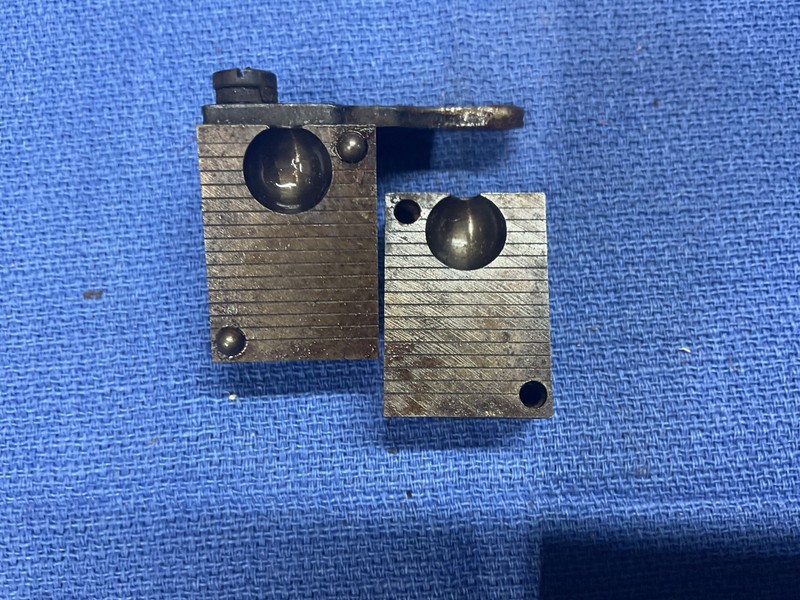 Lyman #132 .490" Ball Molds.