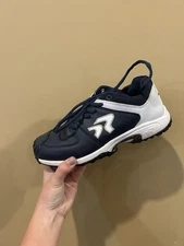 Women’s Softball Ringor Turf Shoes Size 6