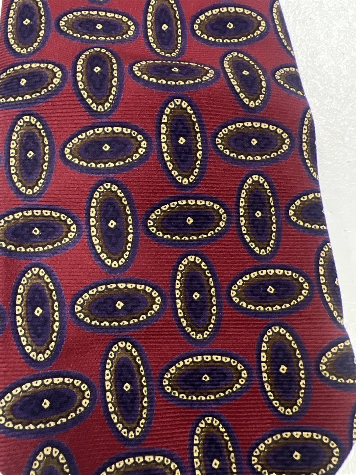 Paul Stuart Men's Burgundy Red Geometric Silk Neck Tie $198 - Image 3 of 4